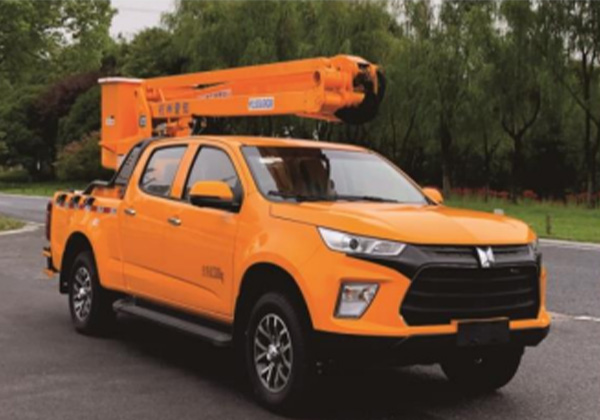 高空作業(yè)車(chē)