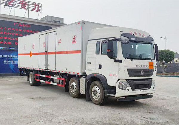 爆破器材運輸車