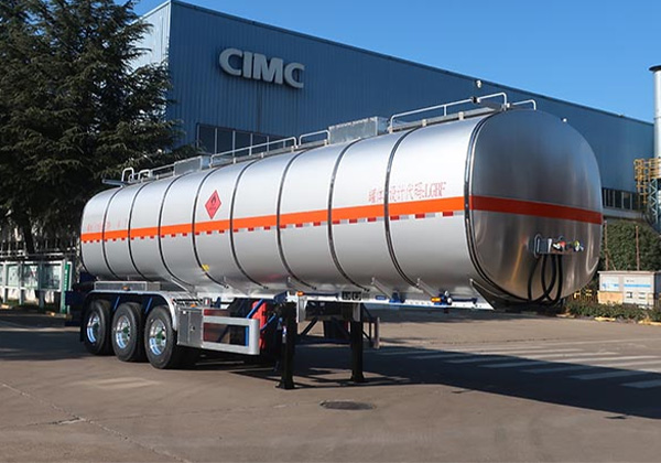 鋁合金易燃液體罐式運(yùn)輸半掛車